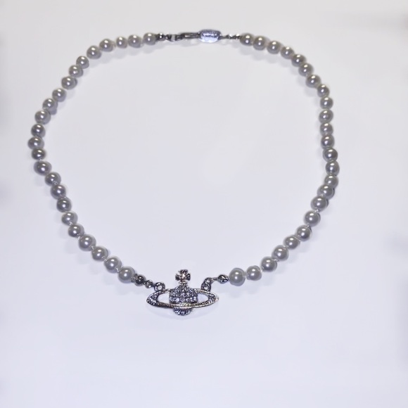 Vivienne Westwood Mini Bas Relief Pearl 